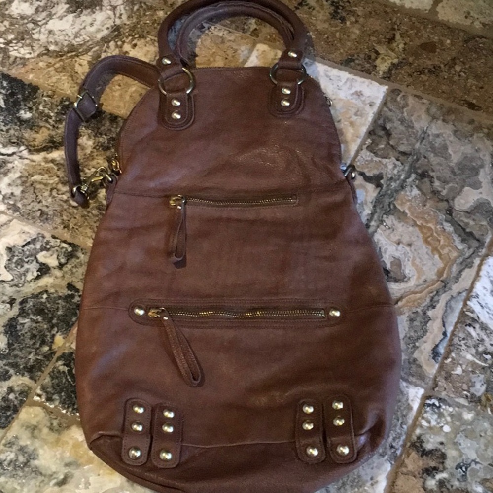 Ladies shoulder bags